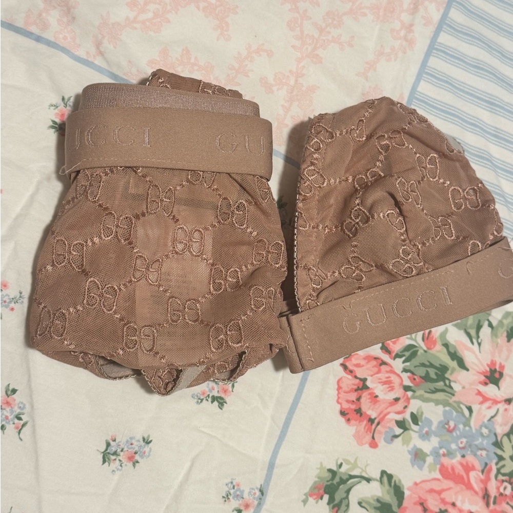 Gucci Large Nude Tan Lace Logo Bralette & High-Waist Brief Set - Picture 10 of 11